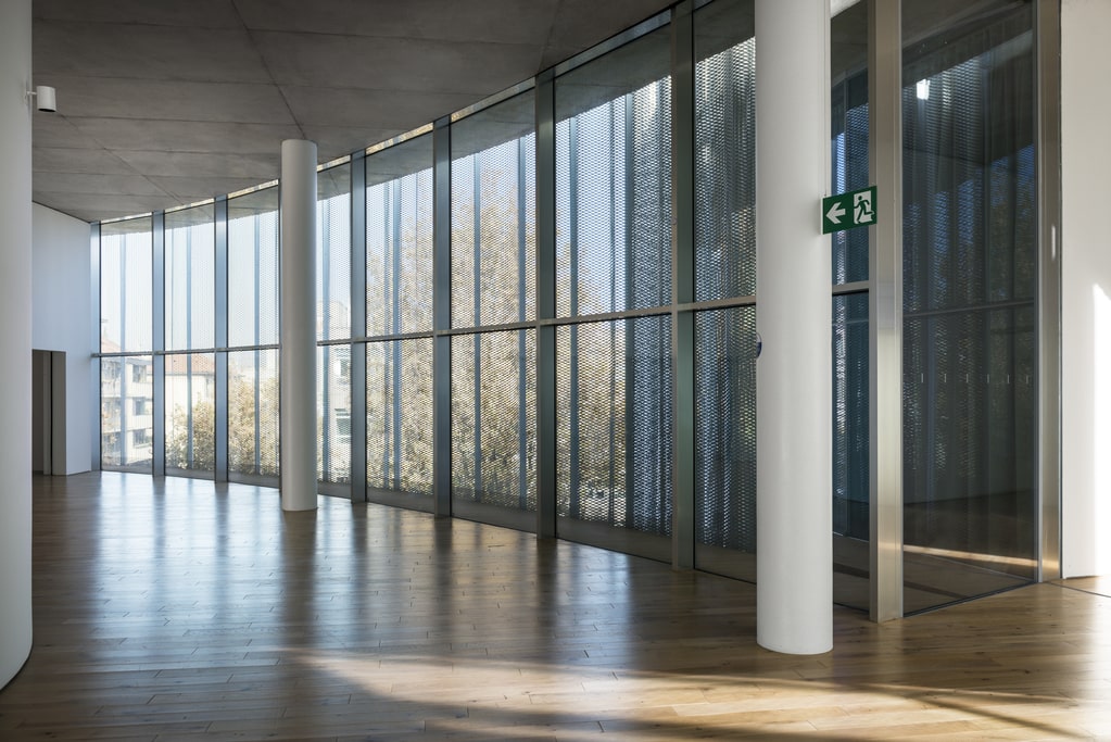 Bocconi Universitaet streckmetall 02