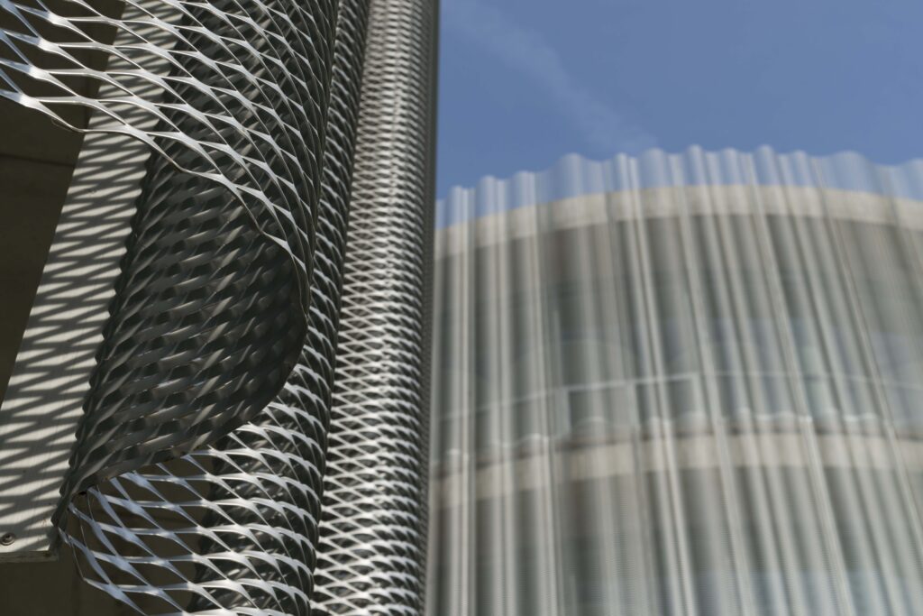 Bocconi Universitaet streckmetall 05