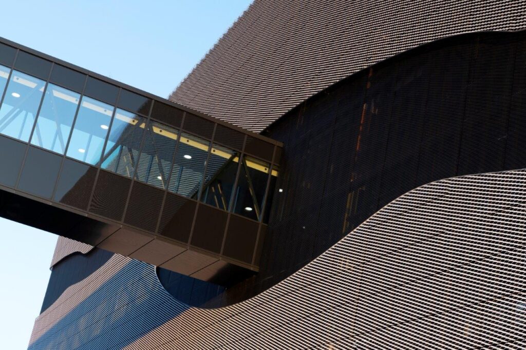 streckmetall architektur fassade lidl parkhaus neckarsulm masche mtc r257 02