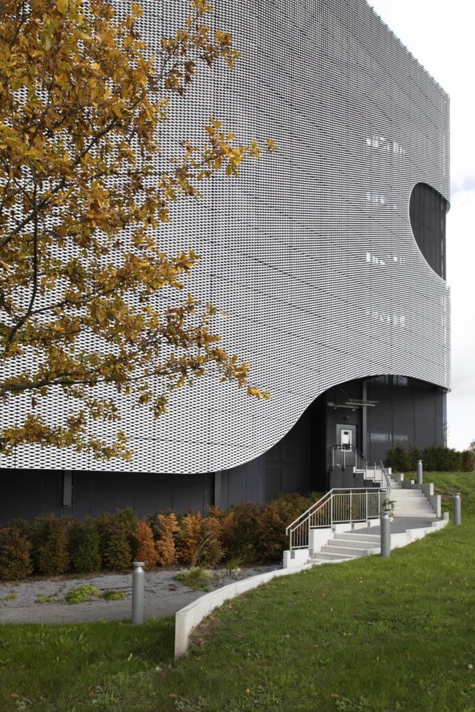 streckmetall architektur fassade lidl parkhaus neckarsulm masche mtc r257 03