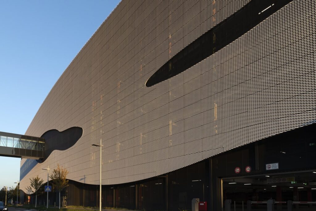 streckmetall architektur fassade lidl parkhaus neckarsulm masche mtc r257 09
