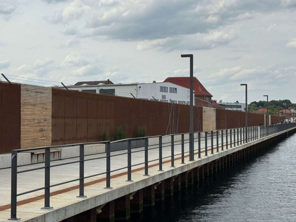 Streckmetall Architektur Fassaden Sichtschutz Förde-Promenade