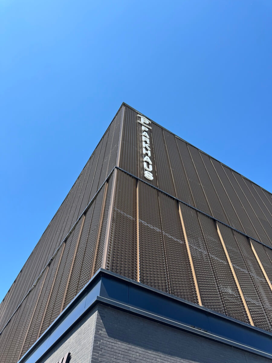 Streckmetall Architektur Parkhaus E300 Eckansicht